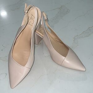 AGL women’s pointed toe high heel shoes.Made in Italy